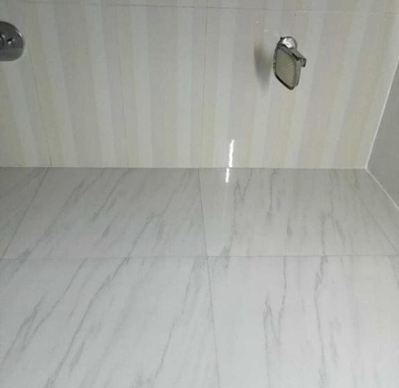 Pop Hotel Dwarka Inn Near Dwarka Mor Metro Station