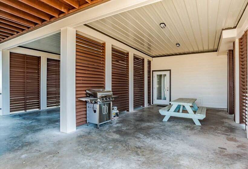 Southern Secret West & East