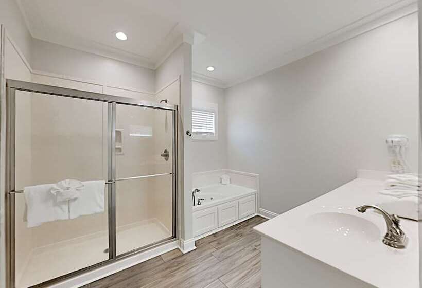 Southern Secret West & East