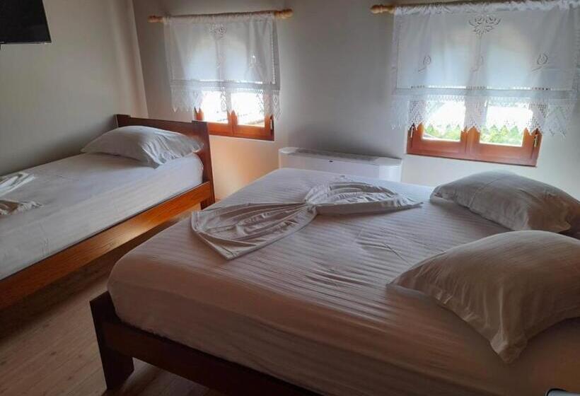 הוסטל Bujtina Te Xhako