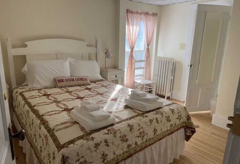 فندق صغير The Cornish Inn