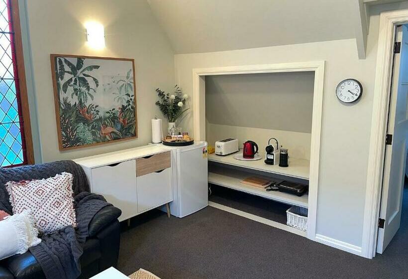 Kingsdown Manor B&b Timaru