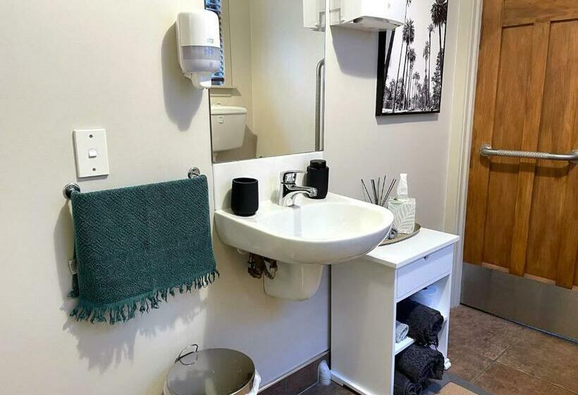 Kingsdown Manor B&b Timaru