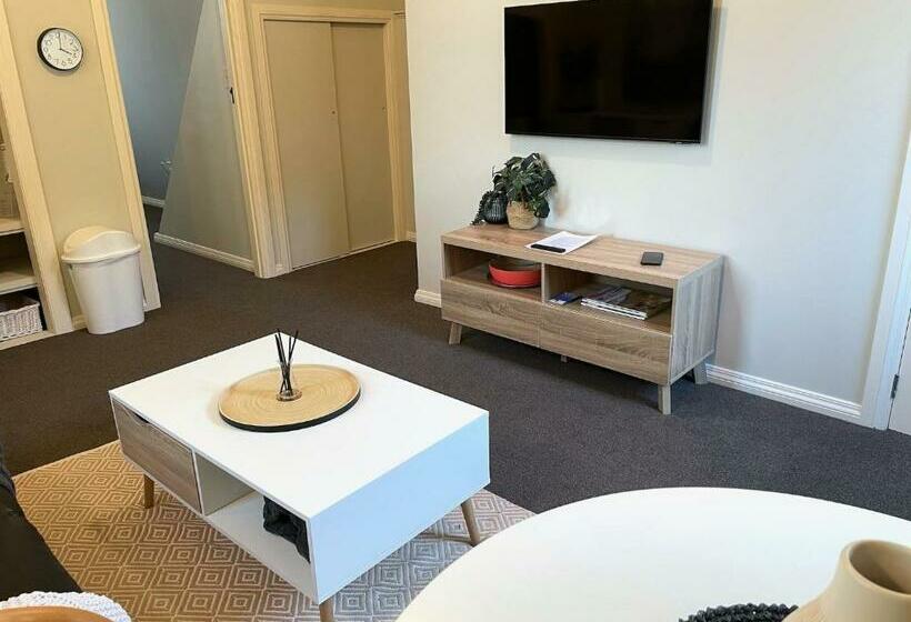 Kingsdown Manor B&b Timaru