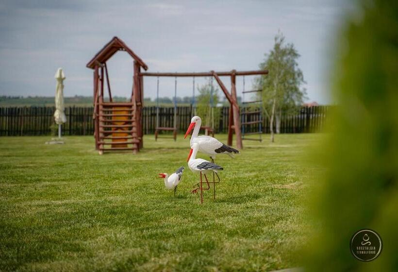 צימר Nosztalgia Resort