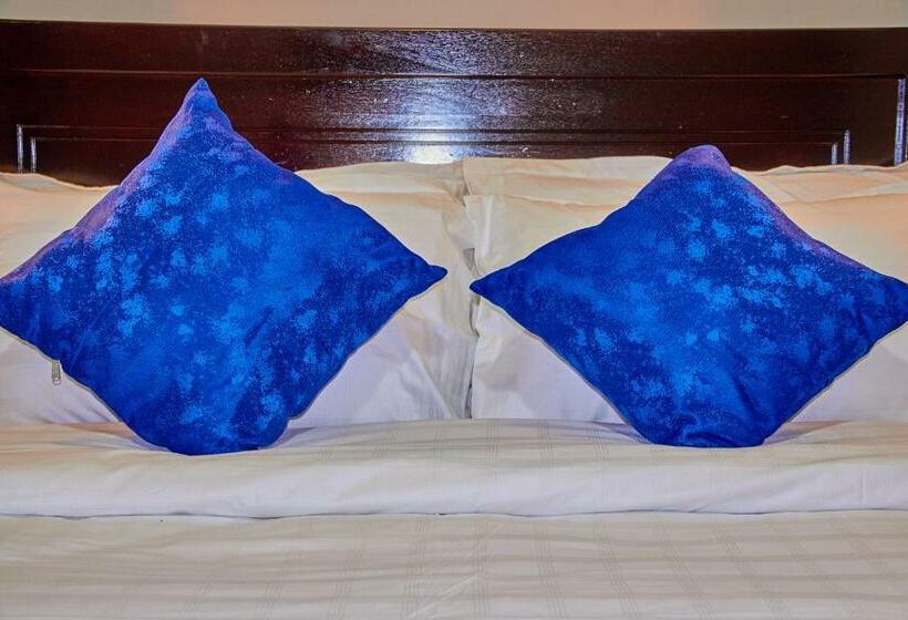 Golden Castle Hotel Hoima