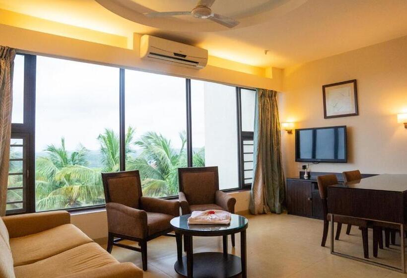 Greenleaf The Resort & Spa, Ganpatipule