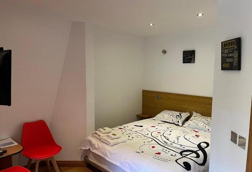 Отель Casa Andreea