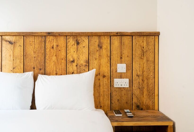 בית מלון כפרי Dc, Stratford