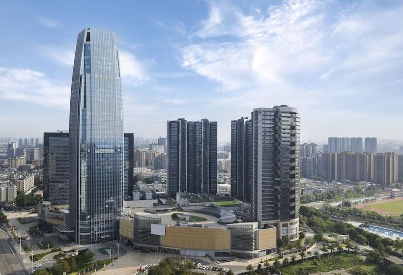 Отель Hilton Foshan Shunde
