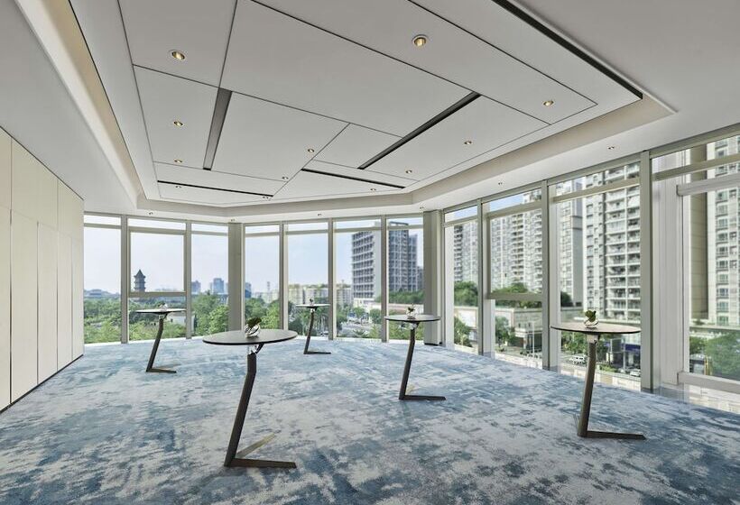 Отель Hilton Foshan Shunde