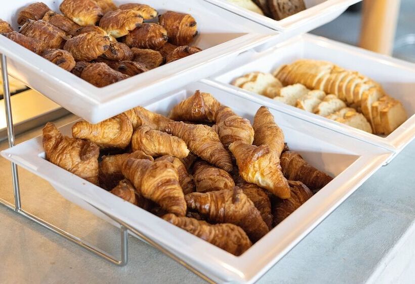 호텔 Ibis Budget La Rochelle Centre