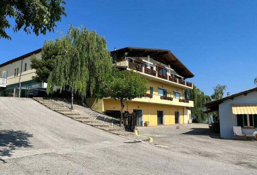 בית מלון כפרי Il Salice