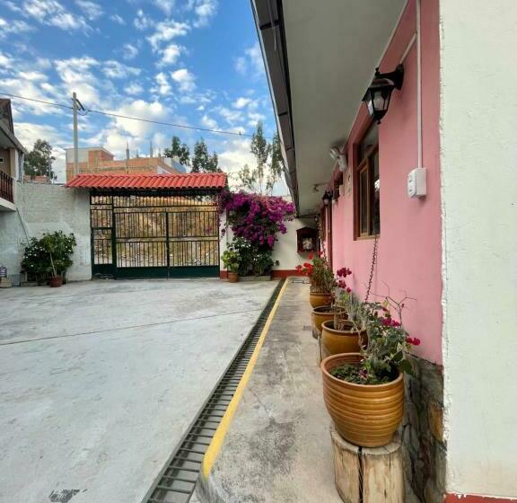 فندق Mi Pueblito Lodge