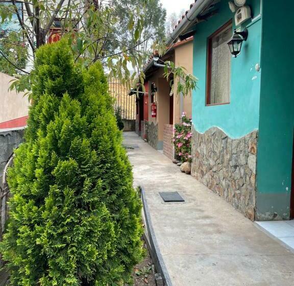 فندق Mi Pueblito Lodge