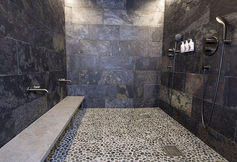 בית מלון כפרי Niehku Mountain Villa