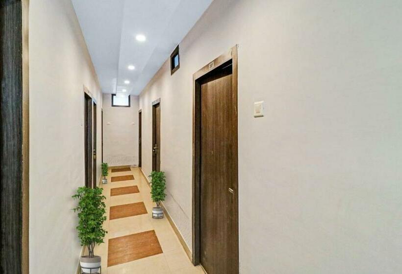 فندق Oyo Flagship 90120 Shaurya