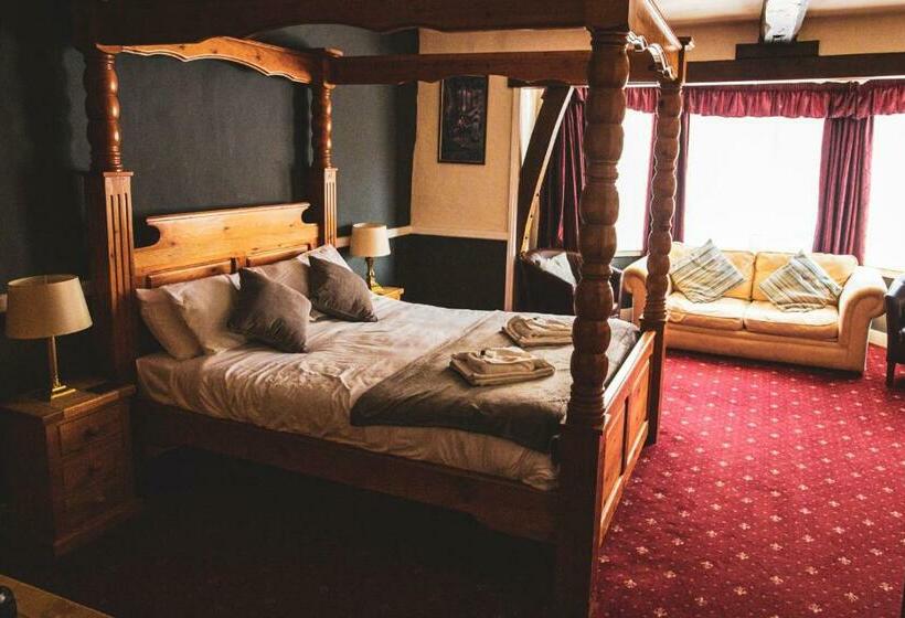 The George Hotel, Dereham