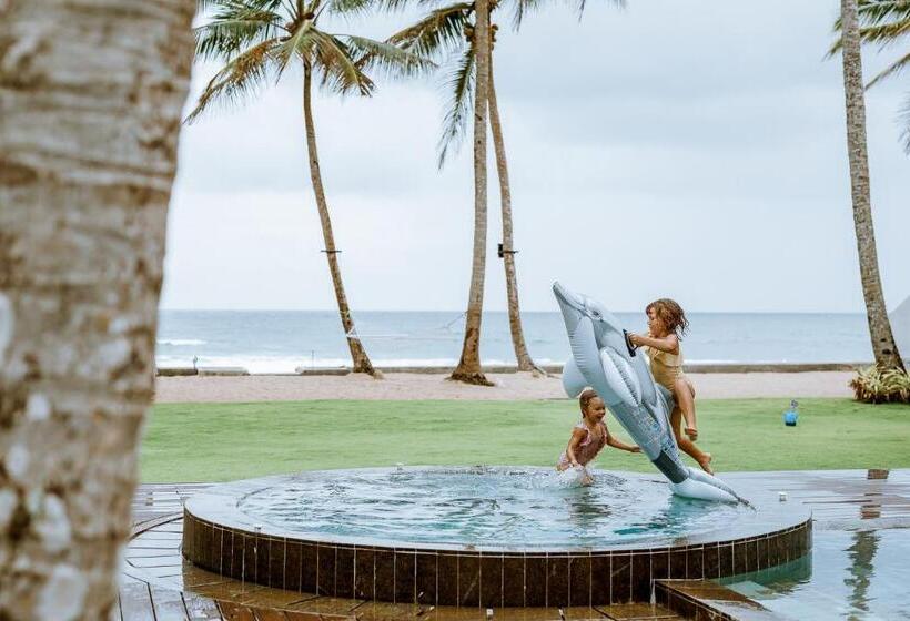 Отель Villa Selenya