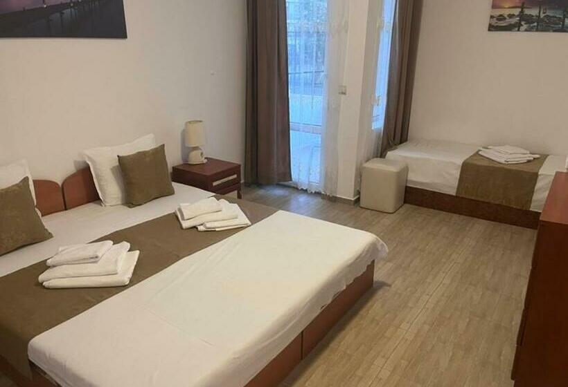 Majatalo къща за гости Canavan S