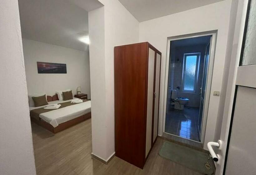 Majatalo къща за гости Canavan S