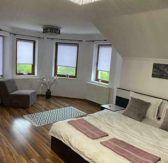 Pension Callia Residence