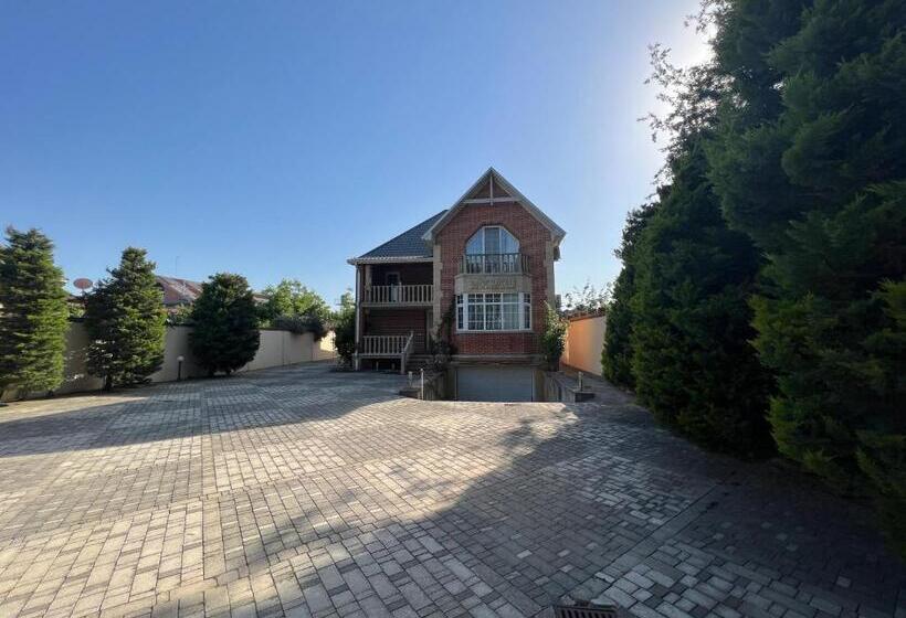 پانسیون Riva Seaside House