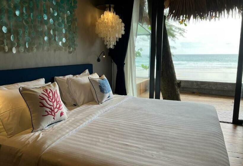 リゾートホテル Sealord Naithon Beachfront Villa