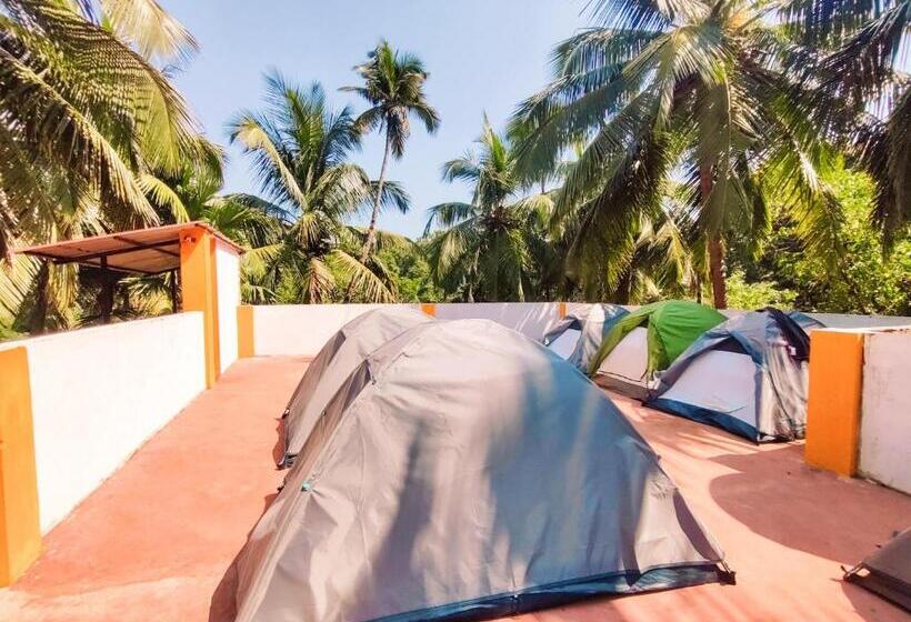 Soul Hostels, Varkala   Black Beach