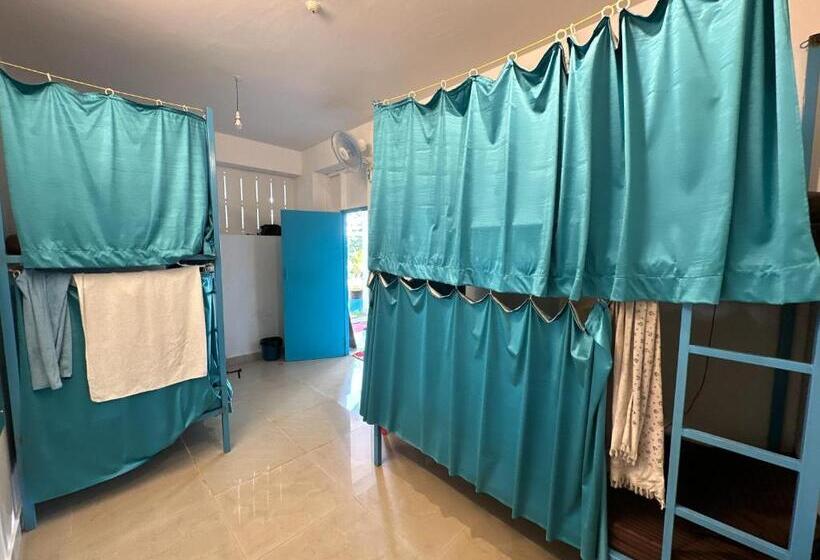 Soul Hostels, Varkala   Black Beach