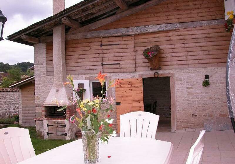 ベッドアンドブレックファースト Chambres D Hôtes De La Fontaine