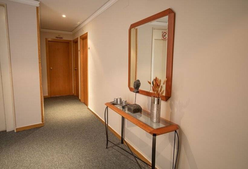 Отель Bracamonte