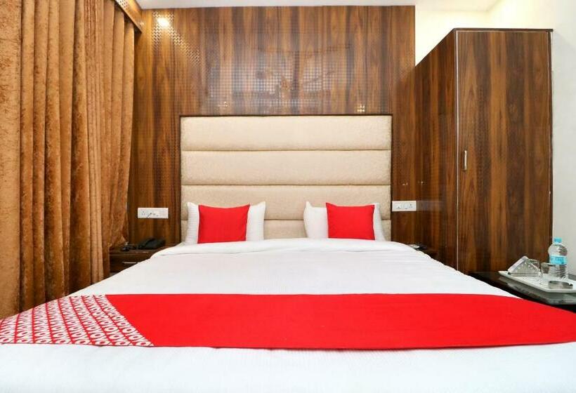 فندق Capital O Grand Vista