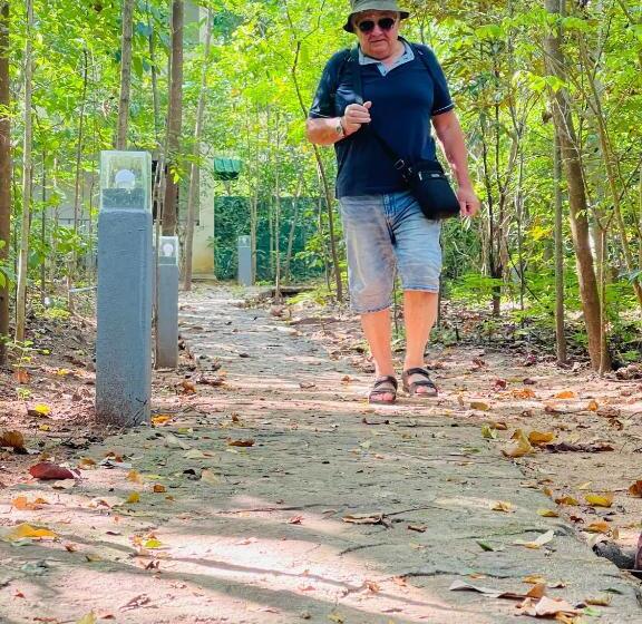 فندق C B S Resort Udawalawe