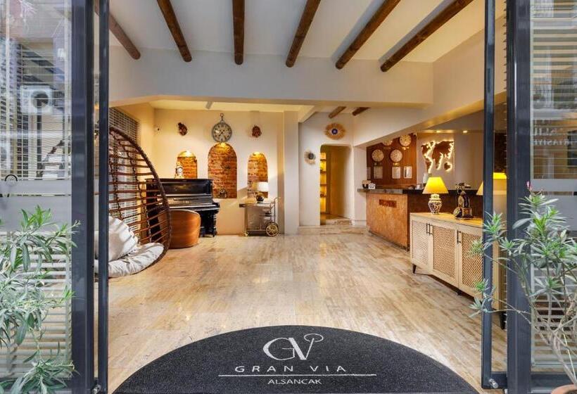 酒店 Gran Via Alsancak