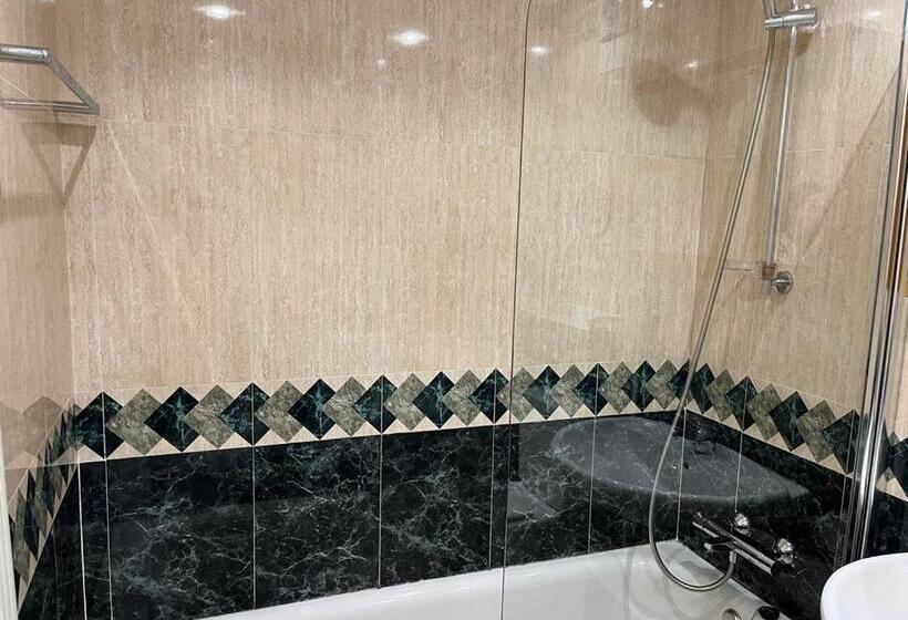 Piso En El Centro De Laredo A Pie De Playa