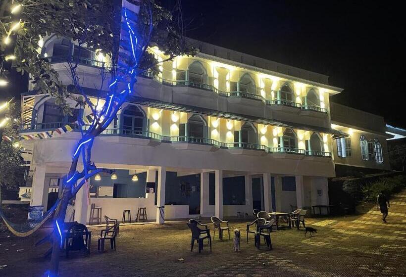 Soul Hostels, Varkala   Black Beach