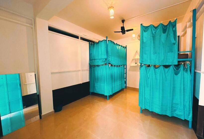 Soul Hostels, Varkala   Black Beach