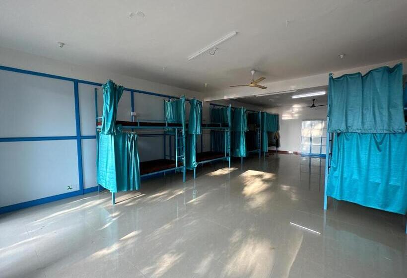 Soul Hostels, Varkala   Black Beach