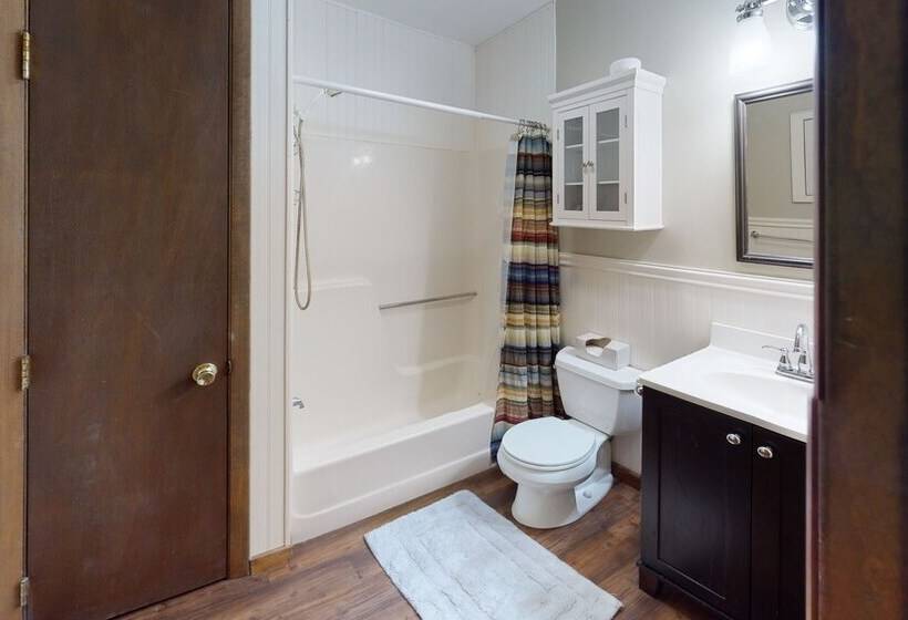 Wintergreen 106   Cozy And Peaceful Condo, Conveniently Located Between Killington And Pittsfield 1