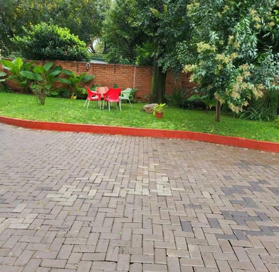 مبيت وإفطار G On M Guest House