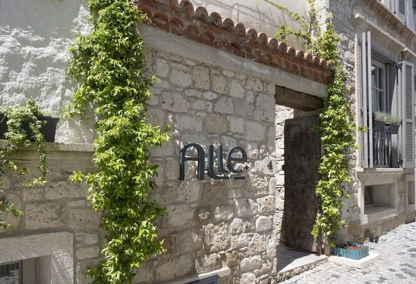 בית מלון כפרי Alle Alacati