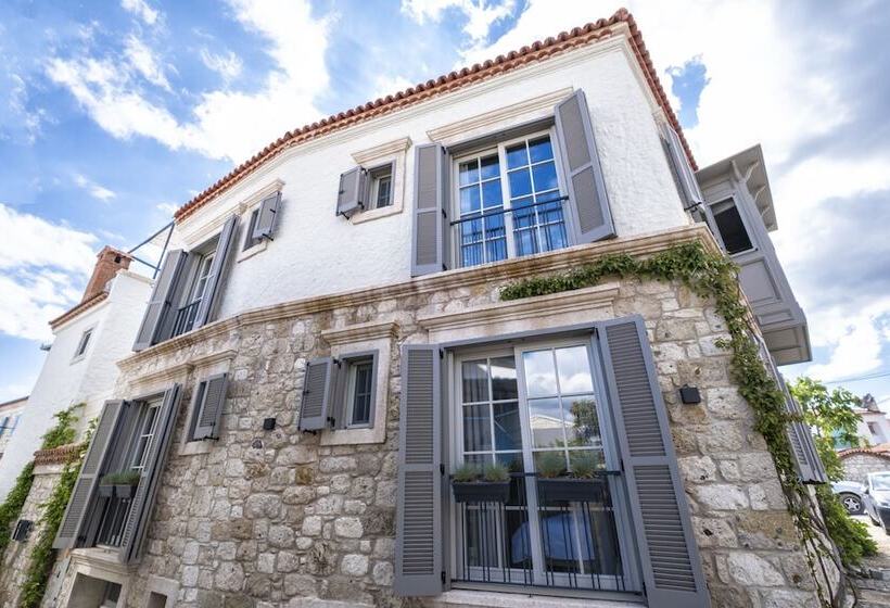 בית מלון כפרי Alle Alacati