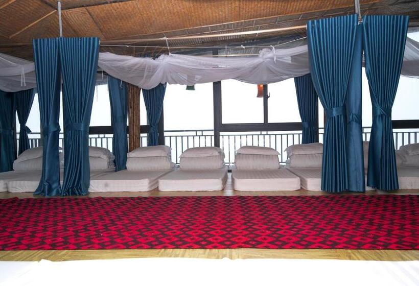 هتل Arista Homestay