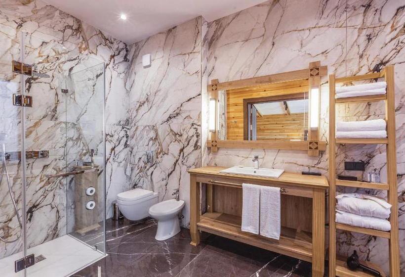 فندق Eco Village