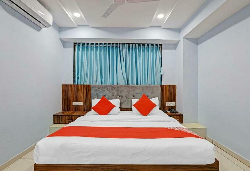 ホテル Flagship 87365  Bharosa