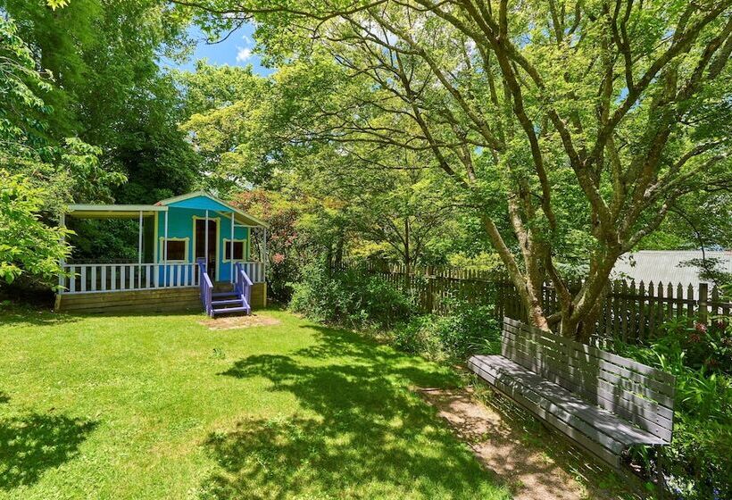 בית מלון כפרי Leura Gardens Resort