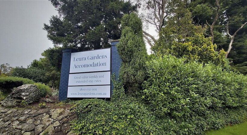 בית מלון כפרי Leura Gardens Resort