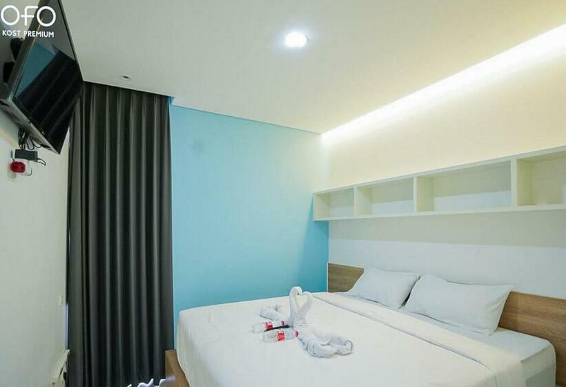 בית מלון כפרי Ofo Kost Premium Kampung Inggris Pare Syariah Mitra Reddoorz