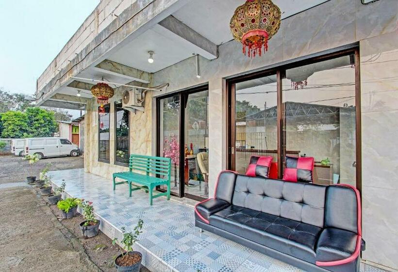 酒店 Oyo 91475 Srikaya  2